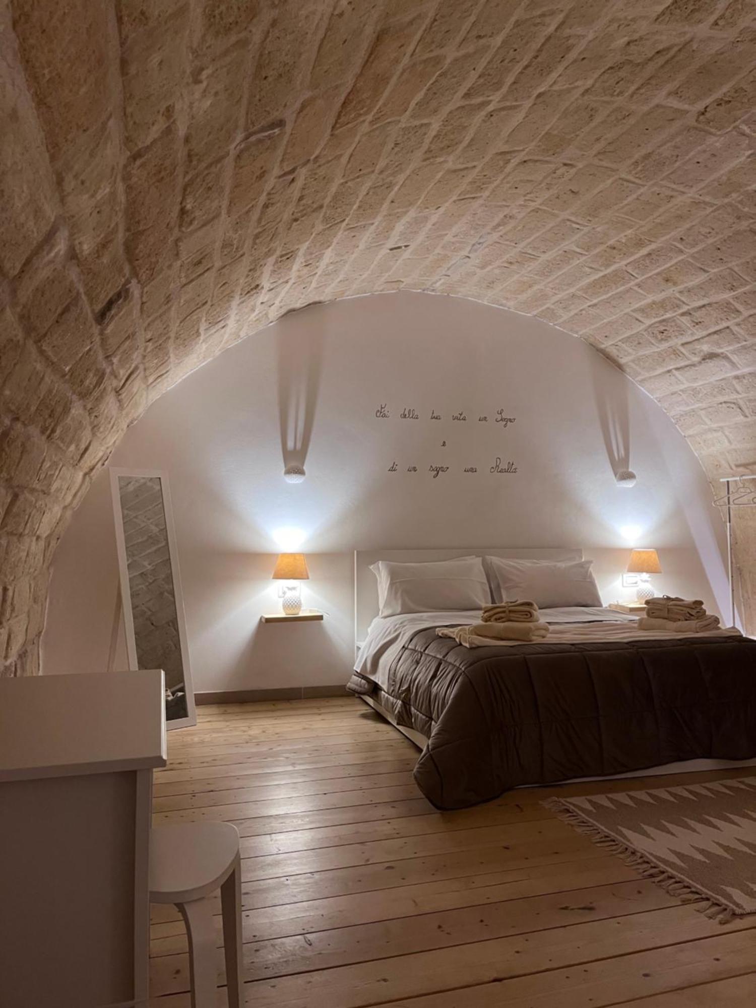 Epoca Suite House Trani Εξωτερικό φωτογραφία