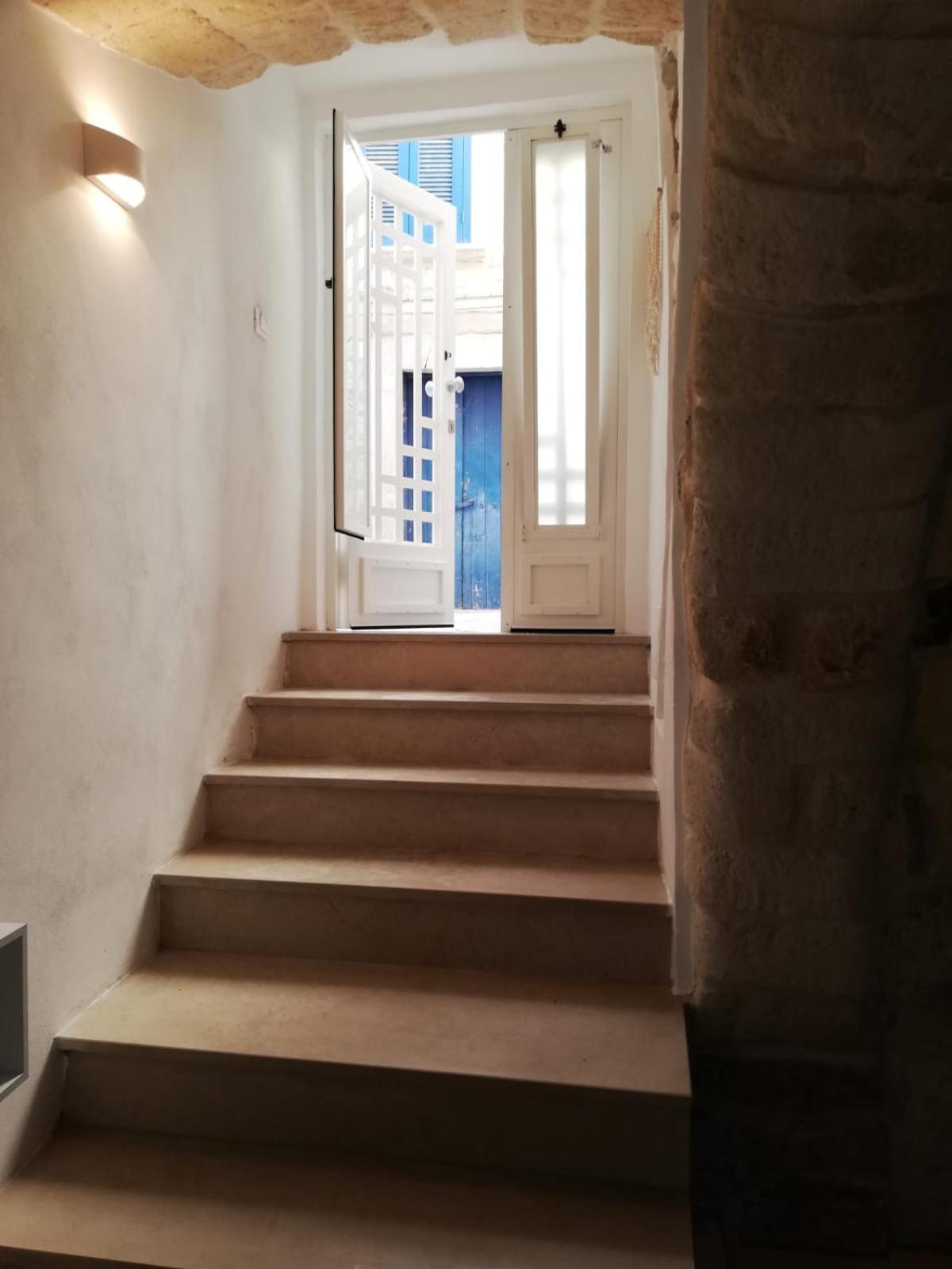 Epoca Suite House Trani Εξωτερικό φωτογραφία